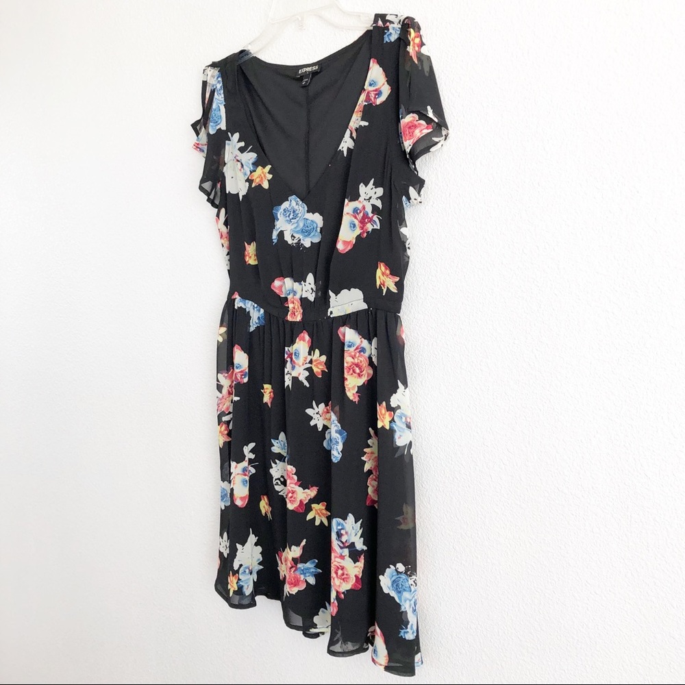 Express Black Floral V-neck Dress Sz XS